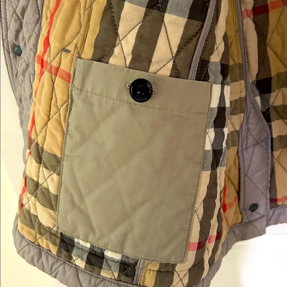 Burberry Quilted Men's Jacket in Herons (size XL) - Picture 11 of 14